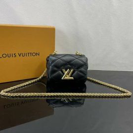 Picture of LV Lady Handbags _SKUfw147921283fw